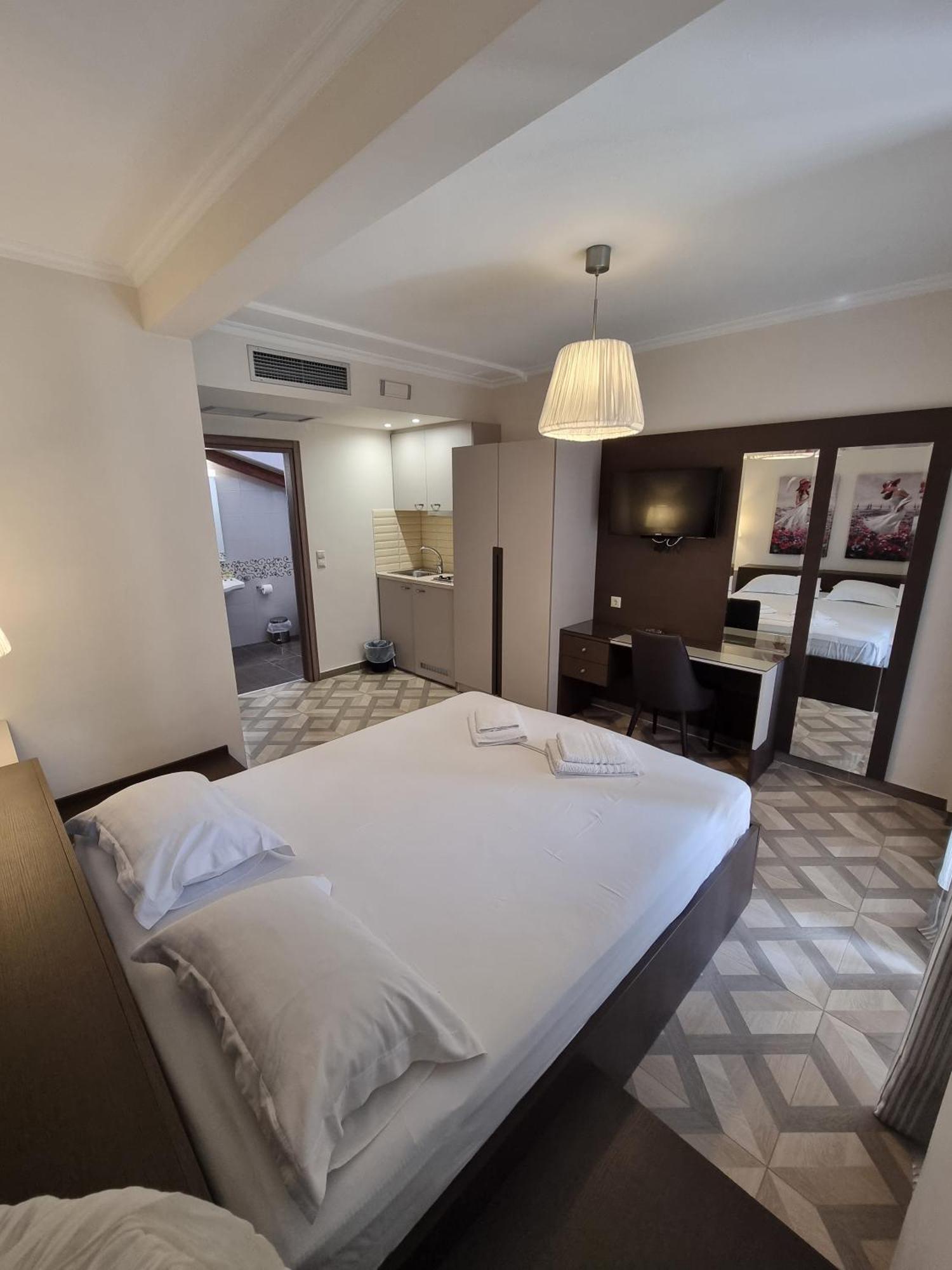 Sissy'S Boutique Apartments Паралия-Катерини Экстерьер фото